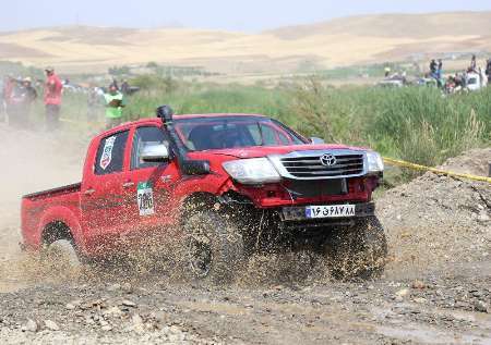 رقابت های اتومبیلرانی آفرود قهرمانی کشور در دیواندره پایان یافت