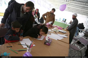 نمایشگاه گردشگری عطر یاس در حرم مطهر امام خمینی (س)