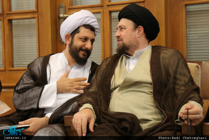 مراسم بزرگداشت والده آیت الله واعظ موسوی در بیت علامه طباطبایی قم