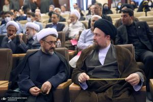 دیدار رئیس و کارکنان موسسه‎ تنظیم و نشر آثار امام خمینی با سید حسن خمینی