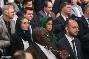 مراسم بزرگداشت شهید رئیسی و شهدای پرواز اردیبهشت