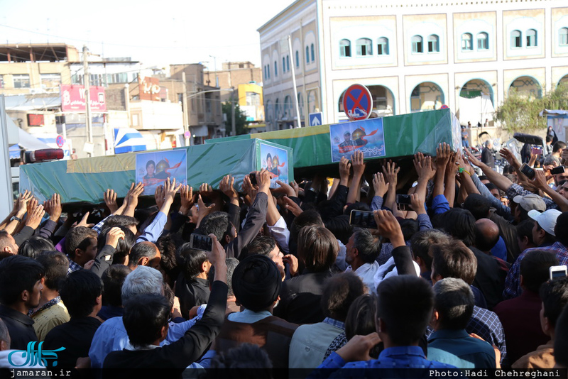 مراسم تشییع 5 شهید مدافع حرم حضرت زینب(س) در قم‎