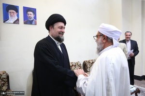 حاشیه های ادای احترام مهمانان خارجی چهلمین کنفرانس وحدت اسلامی به مقام شامخ حضرت امام خمینی (س)