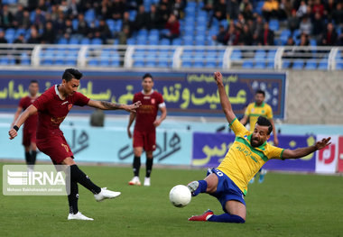 بازیکن صنعت نفت آبادان به دیدار با سایپا تهران رسید