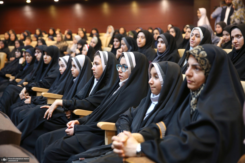 مراسم تجلیل از فعالان نهج‌البلاغه در حرممطهر امام خمینی (س)