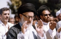 منتخبی از پوسترهای انقلاب اسلامی به مناسبت ۱۹ شهریور ماه سالگرد درگذشت آیت‌الله محمود طالقانی (1)