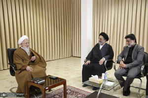 دیدار اعضای موسسه ریحانة النبی با آیت الله العظمی جوادی آملی