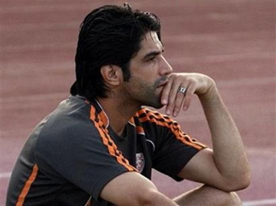 مدافع پیشین استقلال: منصوریان برای فصل آینده نیاز به هافبک بازی ساز دارد
