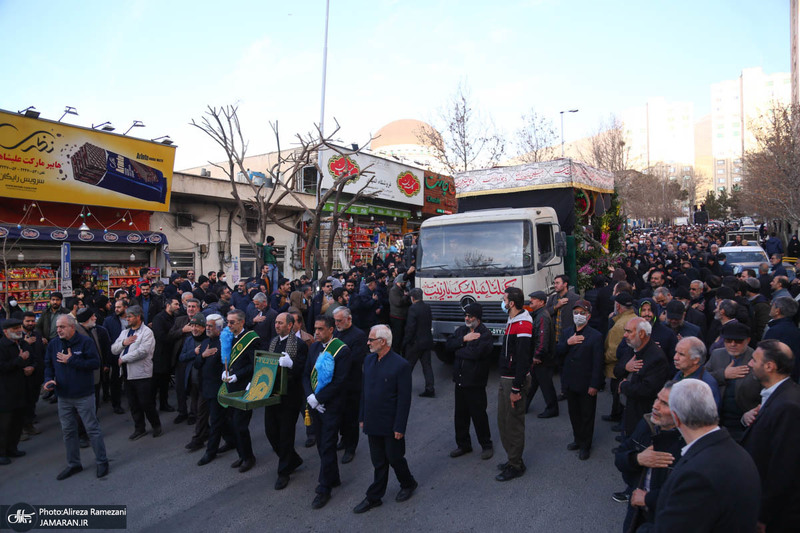 تشییع پیکر شهدای مدافع حرم در شهرک شهید محلاتی