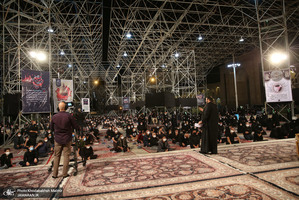 عزاداری شب هشتم محرم در حرم مطهر امام خمینی(س)