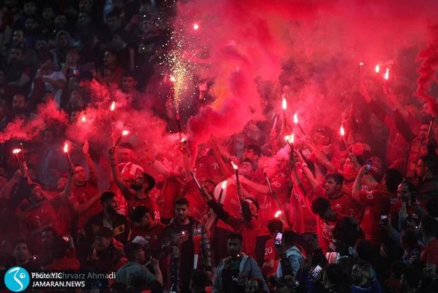 ویدیو| آتش بازی سنگین تراکتوری ها و توقف بازی