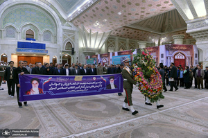 تجدید میثاق وزیر و کارکنان وزارت ورزش و جوانان با آرمان های امام خمینی(س)