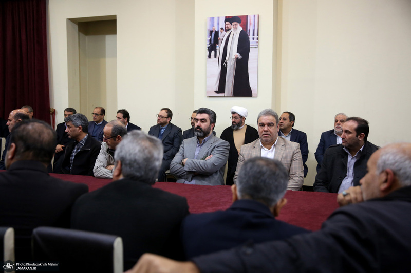 دیدار ئیس بنیاد شهید و جمعی از معانین با سید حسن خمینی
