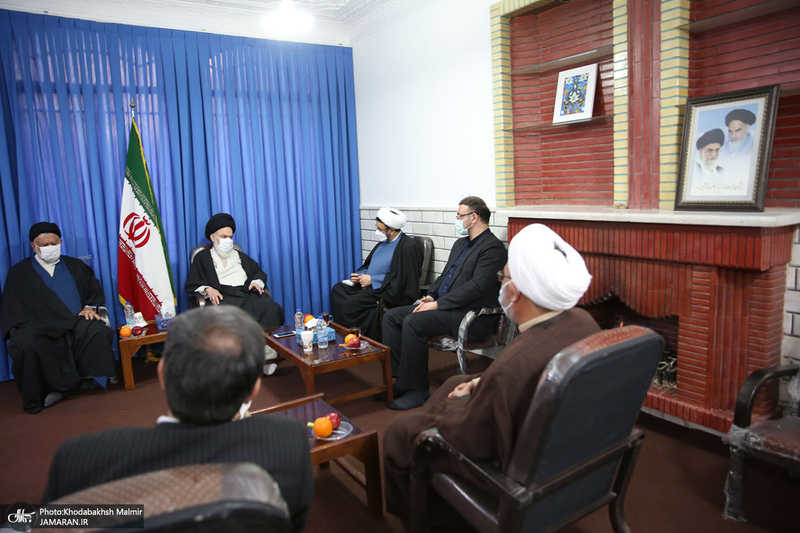 دیدار سرپرست موسسه تنظیم و نشر آثار امام خمینی(ره) با آیت الله حسینی بوشهری