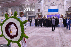 تجدید میثاق فرمانده و پرسنل نیروی دریایی ارتش جمهوری اسلامی ایران با آرمان‌های امام خمینی(س)