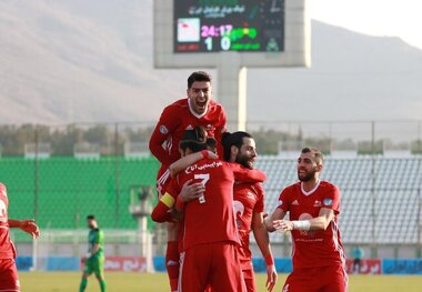 علیرضا منصوریان دوباره سرمربی تراکتور شد! +عکس