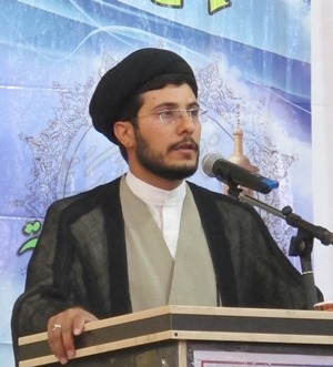 امام جمعه بدره: چاره حل مشکلات جامعه در باور اقتصاد مقاومتی است