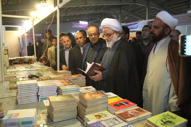 کتاب در سبد خرید خانوارهای ایرانی مشاهده نمی شود   مسئولان فرهنگ سازی کنند