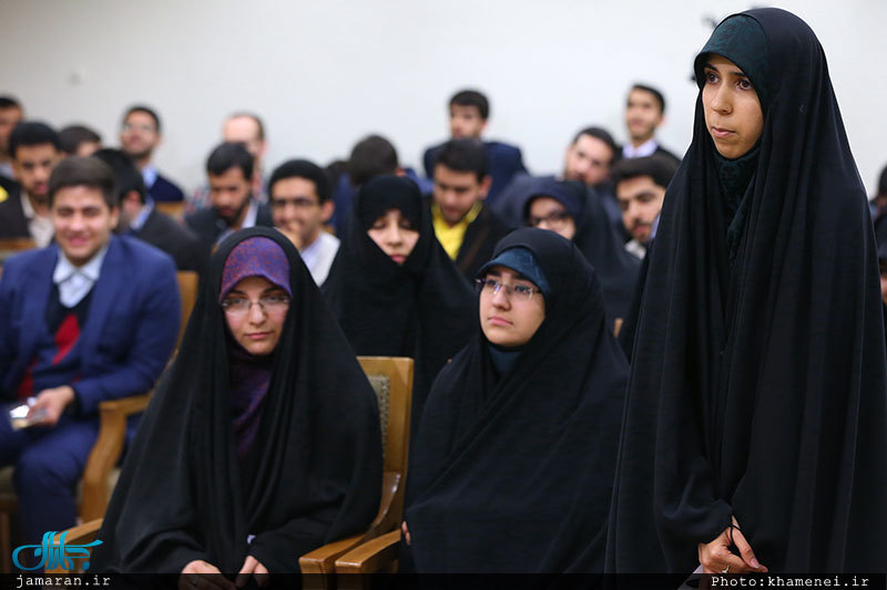 دیدار دانشجویان بسیجی مدال‌آور دانشگاه شریف با رهبر معظم انقلاب 