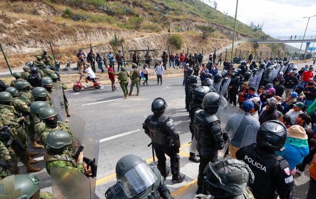 اعتراضات در اکوادور زیر سایه جدال دولت و قانون اساسی!

