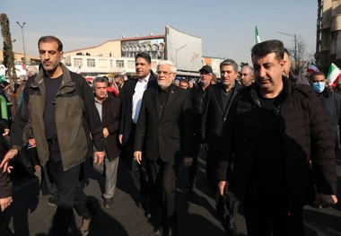 عارف در راهپیمایی 22 دی: دغدغه دولت و نظام حل مشکلات مردم است