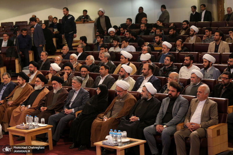 مراسم رونمایی از کتاب«سَلُونِی قَبْلَ‏ أَنْ‏ تَفْقِدُونِی؛ تحریر نهج البلاغه»، تالیف آیت الله العظمی جوادی آملی