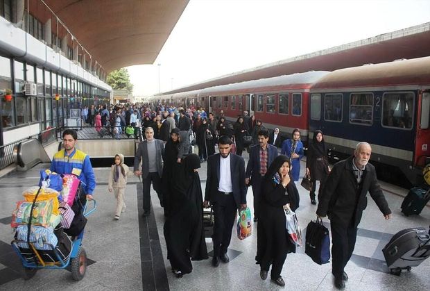 ظرفیت ویژه در قطار مسافری زنجان – تهران ایجاد شد
