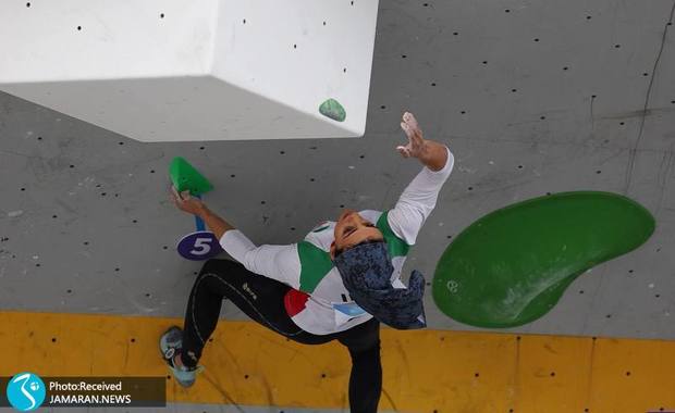 الناز رکابی در کانادا مربی شد