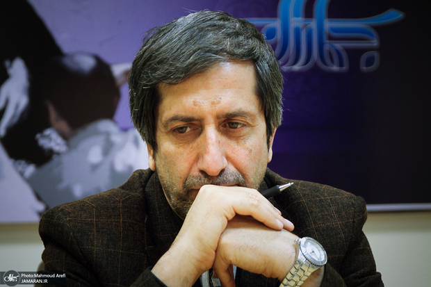 غلامرضا ظریفیان: برطرف کردن نارضایتی‌های عمومی نیازمند تدبیرهای اساسی است و صرفا با دادن چیزهایی مثل کالابرگ قابل حل نیست/ باید فکری معقول برای اعتراضات مسالمت‌آمیز جامعه کرد/ عوامل ضدانقلاب به دنبال انحراف در خواسته‌های به حق جامعه هستند