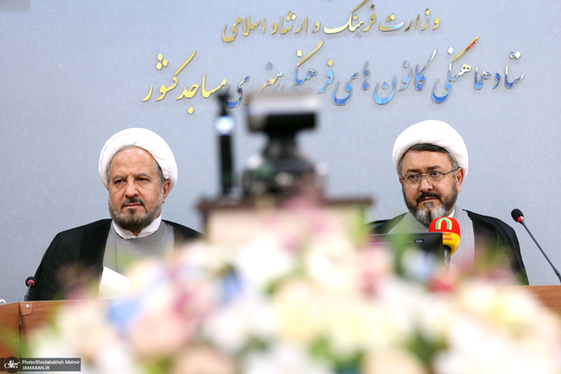 کمساری: اندیشه امام خمینی (ره) همچنان زنده و تأثیرگذار است/ رسالت کانون‌های مساجد معرفی تفکر امام به نسل امروز است/ ملانوری: ایراد از ماست که در شناخت مکتب و سیره امام خمینی با کاستی‌هایی مواجه هستیم