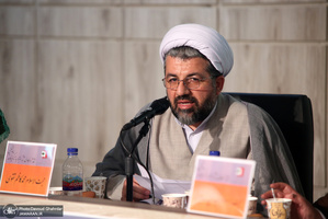 پیش همایش نقد و واکاوی آثار مرتبط با زندگینامه امام خمینی(س)-1