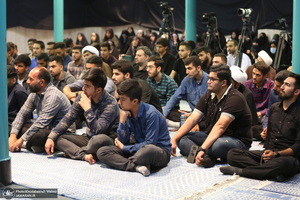 بازدید جمعی از دانشجویان فعال فرهنگی سیاسی و اجتماعی دانشگاه های استان هرمزگان از بیت امام خمینی (س)در جماران