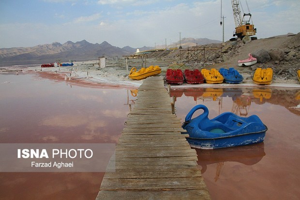 بیشترین آسیب خشکی دریاچه‌ی ارومیه برای تبریز است  رفع قرمزی دریاچه با گذشت فصل گرما