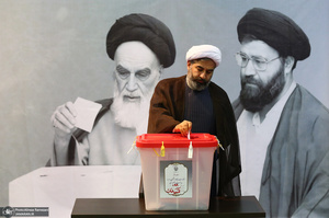 مرحله دوم انتخابات ریاست جمهوری چهاردهم در حسینیه جماران - 2