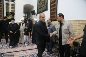 سفر رئیس جمهوری به قم و دیدار با مراجع و علما -3