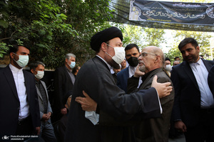 مراسم تشییع پیکر حجت الاسلام و المسلمین سید محمود دعایی از موسسه اطلاعات