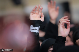 عزاداری شب شهادت حضرت فاطمه‌زهرا (س) در حسینیه امام خمینی