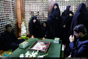 ادای احترام حسن روحانی به امام خمینی و رییس فقید مجمع تشخیص مصلحت نظام