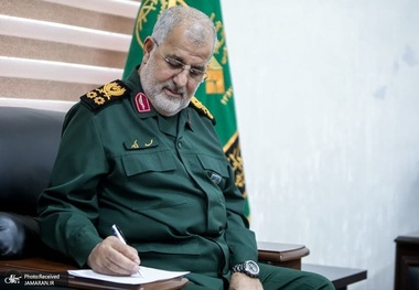 پیام‌های فرمانده کل سپاه به لاریجانی، شمخانی و احمدیان/ ​سردار پاکپور: انتصاب لاریجانی گواهی بر تعهد، تجارب برجسته، سوابق ارزنده و دیدگاه‌های راهبردی او است