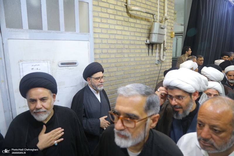 مراسم چهلمین روز تدفین رهبر شهید در دفتر آیت الله العظمی سیستانی در قم