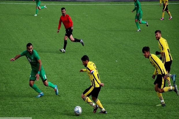 تیم فوتبال موکریان مهاباد اولین پیروزی خود را جشن گرفت