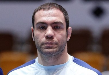 فرشاد علیزاده به عنوان سرمربی تیم کشتی نوجوانان انتخاب شد