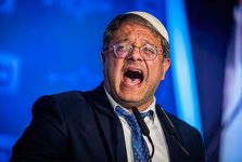 وزیر تندروی اسرائیل در آمریکا؛ کنیسه‌ها از پذیرش او خودداری کردند و یهودیان علیه او تظاهرات کردند