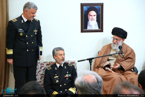 دیدار جمعی از فرماندهان و مسئولان نیروی دریایی ارتش با رهبر معظم انقلاب 