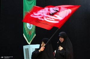 عزاداری ظهر عاشورا در جوار مقتل رهبر شهید انقلاب