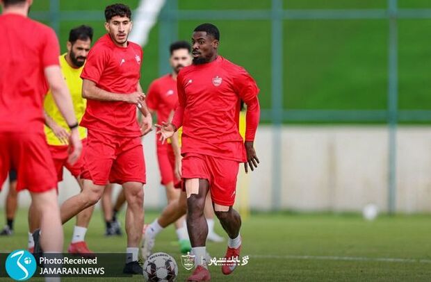 استوری معنادار بازیکن اسبق تاتنهام و psg؛ اوریه در پرسپولیس؟
