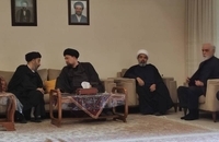 حضور آیت‌الله سید حسن خمینی در منزل آیت‌الله طاهری خرم‌آبادی
