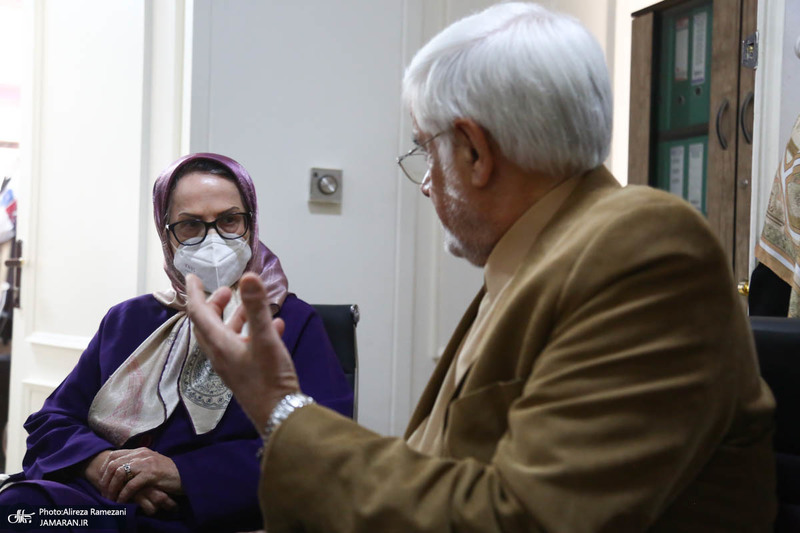 دیدار نوروزی برخی از چهره های سیاسی و دانشگاهی با محمدرضا عارف