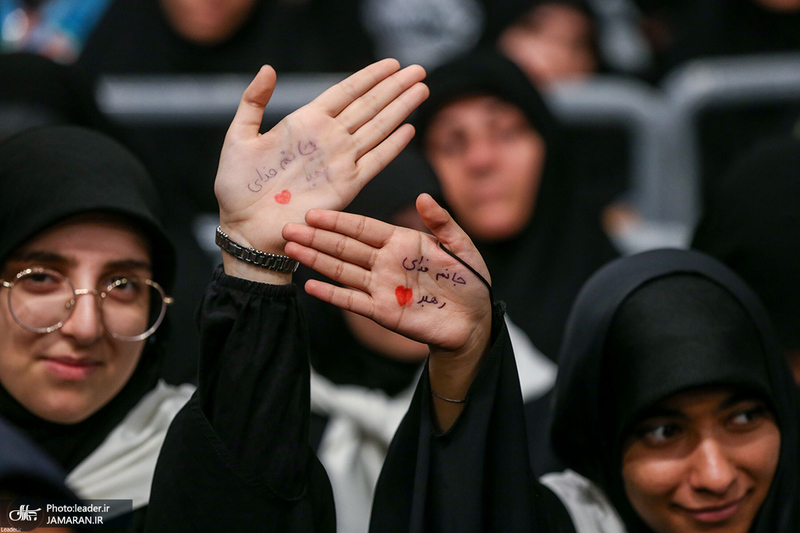 دیدار دانش‌آموزان و دانشجویان با رهبر معظم انقلاب