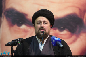 تجدید میثاق وزیر و کارکنان وزارت ارتباطات و فناوری اطلاعات با آرمان های امام خمینی(س)